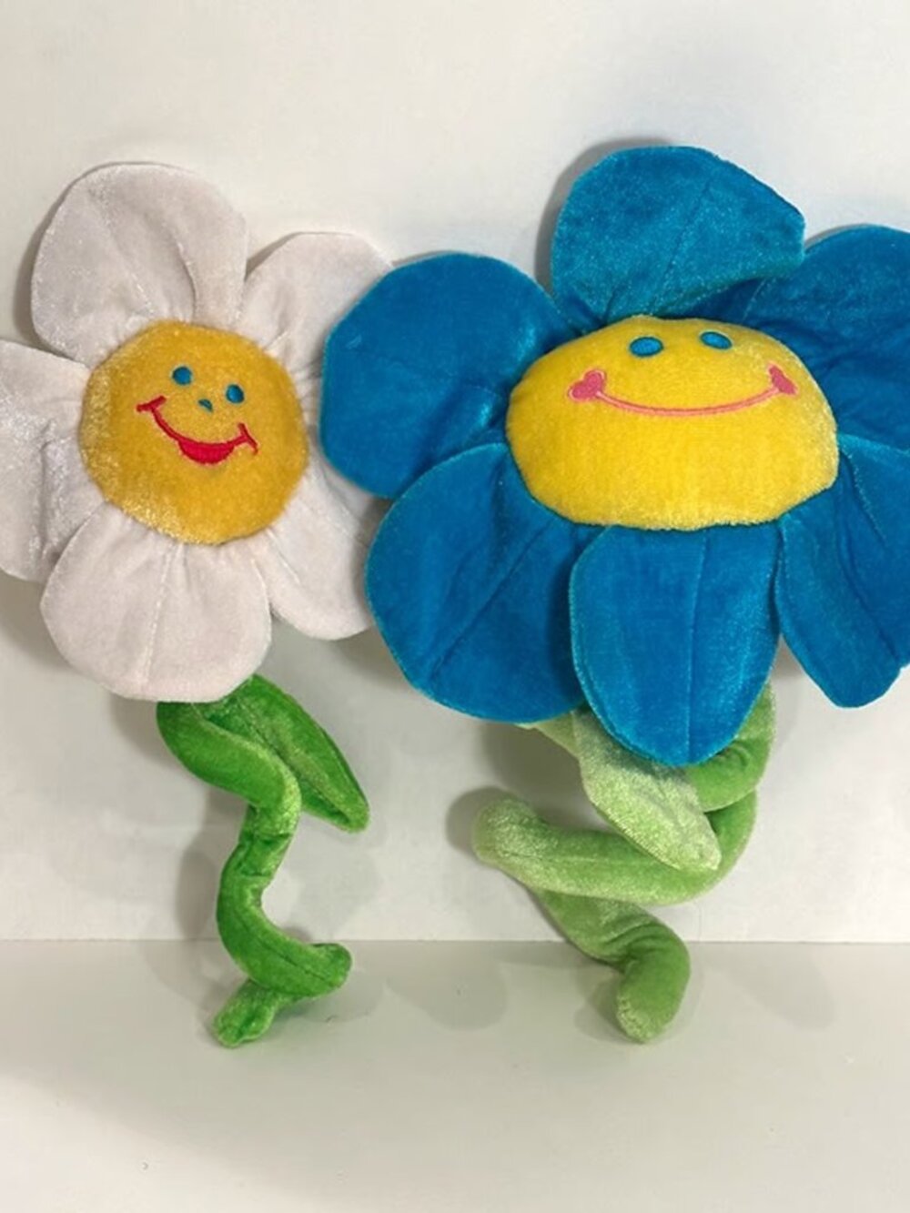 Set of Daisy Flower Plushes